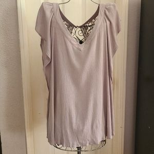 Torrid size 1 gray top with lace detail on back